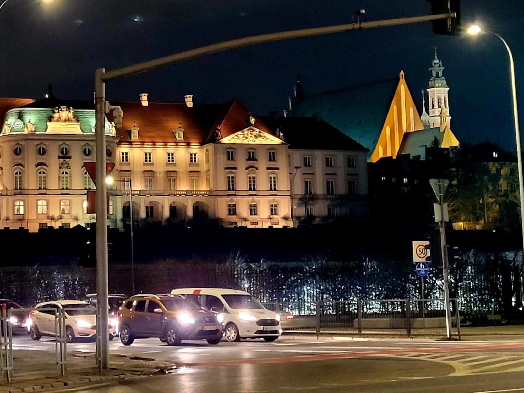Mieszkanko Kolo Zamku Warsawa Bagian luar foto